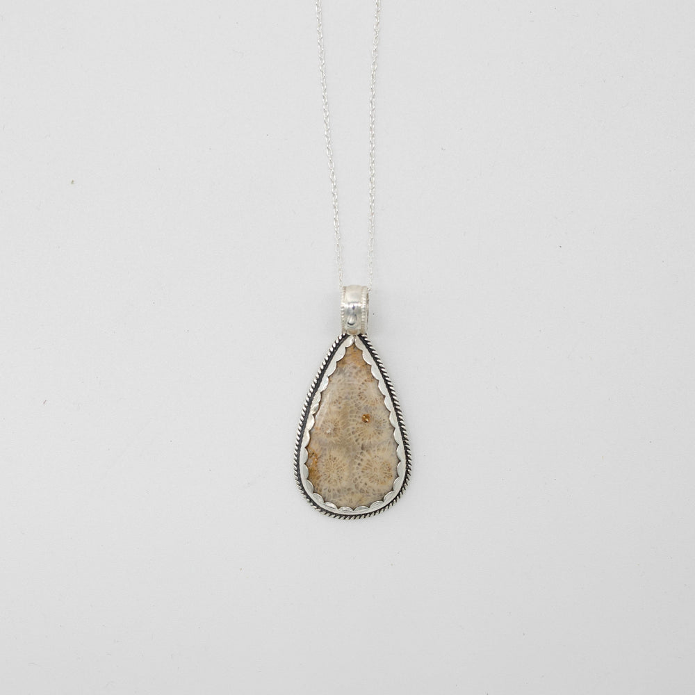 The Hera Pendant