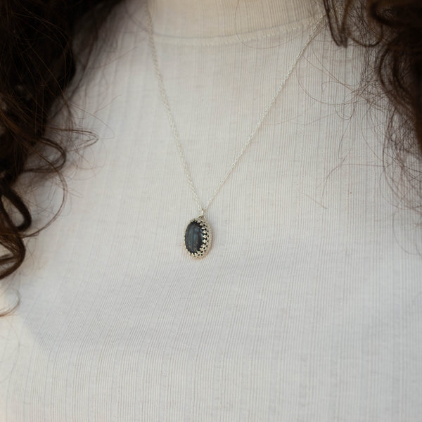The Julianna Drop