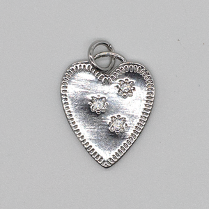 Pave Heart