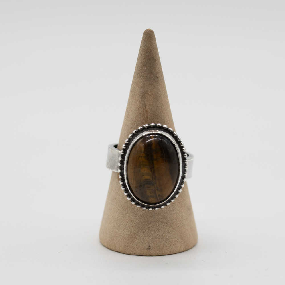 Ambercrest Oval — Size 7